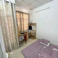 Nhà Đường Trần Bình Trọng 2 Phòng Ngủ, 2 Toilet, Hẻm An Ninh, Vào Ở Ngay