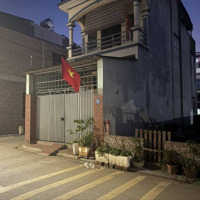 Bán Nhà Cũ Lô Góc - 399 Âu Cơ - 122M2 X 2T Xmặt Tiền6M - 2 Oto Tránh - Vài Bước Ra Hồ