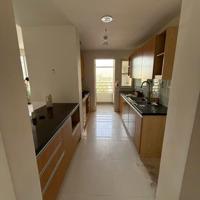 Cho Thuê 2 Phòng Ngủ Nội Thất Cơ Bản Nhà Mới View Đông