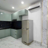 Cho Thuê Nhà Đường Nguyễn Trãi, 5 Phòng Ngủ, Hẻm Xe Hơi, Nội Thất Cơ Bản