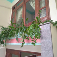 Cho Thuê Văn Phòng Tô Hiến Thành, 50M2, 1 Trệt, 1 Lửng, Giá Bán 18 Triệu. Ll: 0933722272