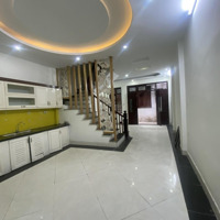Siêu Phẩm Hót Hòn Họt Định Công - Khu Phân Lô, Công Chức Ôtô Đỗ Cửa - Nhà Đẹp Ở Ngay Sổ Đẹpdiện Tích39