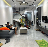 Chỉ Hơn 8 Tỷ Sở Hữu Ngay Nhà Khu Cầu Giấy 4 Tầng, Mặt Tiền 6M, Diện Tích 39M2 - Liên Hệ: 0963464863