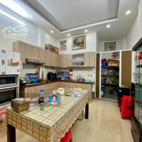 Khu Bàn Cờ, Bán Nhà Nguyễn Thế Truyện, 4 Tầng, Hẻm Xe Hơi, Nhỉnh 8 Tỷ