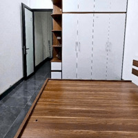 Bán nhà thổ cư Hoàng Mai, sổ hồng riêng, vị trí đẹp, 20m2, 5 tầng, hơn 4 tỷ