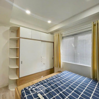 Căn Hộ Full Nội Thất Tách Bếp Máy Giặt Riêng Cửa Sổ Trời Rộng 40M2 Ngay Lê Văn Duyệt Giáp Q1