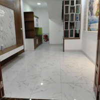 Bán Nhà Đẹp Phú Thượng ( An Dương Vương) Ô Tô Đậu Cổng 30M 5T 3N Giá Bán 6.6 Tỷ Tây Hồ. Liên Hệ: 0328016975