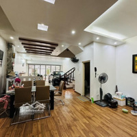 Hiếm Vip Hai Bà Trưng - Phân Lô Thông Các Ngả - 2 Ô Tô Ngủ Trong Nhà - Ô Chờ Thang Máy - Chốt Gấp.