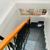 Nhà Mặt Phố Đường 30/4, Trung Dũng, Biên Hòa, Đồng Nai Bán Gấp Giá Ưu Đãi 10,8 Tỷ, 80 M2