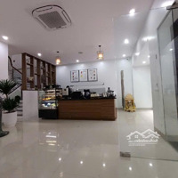 Chính Chủ Nhờ Bán Toà Nhà Văn Phòng 130M2 9 Tầng Mt9M , Doanh Thu 120 Triệu/ Tháng