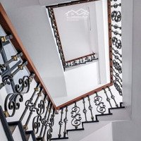 Hiếm- Chính Chủ Tôi Cho Thuê Gấp Nhà Hai Cửa Đi, Mới, Hoàng Cầu, 97M2X 4T Kd, Vp, Nhà Hàng 30 Tr