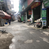 Nhà Đẹp Trục Chính - View Hồ - Ô Tô Tránh - Thang Máy - Kinh Doanh 44M * 5T- 8.7 Tỷ