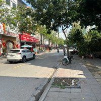 Mặt Phố Quận Cầu Giấy - Kinh Doanh Sầm Uất - Tiện Ích Để Xe Xung Quanh - Cho Thuê Văn Phòng