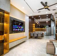 BÁN NHÀ 3 TẦNG ĐƯỜNG BÙI THIỆN NGỘ ( ĐÔNG BẮC , 100 M2 ) - HOÀ XUÂN , CẨM LỆ .