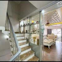 Cho thuê nhà Văn Cao, DT: 45m2, 3 phòng ngủ full đồ.