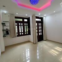 TRƯỚC CỔNG ĐH VĂN LANG - XE HƠI NGỦ NHÀ - HXH 8M ĐẶNG THÙY TRÂM - DT 90M2 - KHU ĐỒNG BỘ -11.5 TỶ TL