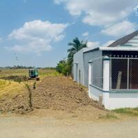 Bán đất MT nhựa Nguyễn Thị Lầu  5x30m giá 870tr có nền sẵn Tân Trụ Long An