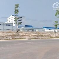 ĐÁO HẠN NGÂN HÀNG BÁN 20x45= 900M2 ĐẤT CÓ SẴN THỔ CƯ GẦN QUỐC LỘ SÁT CHỢ, TRƯỜNG HỌC, DÂN ĐÔNG. GIÁ 450TR