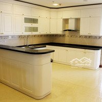 Chính Chủ Bán Chung Cư D2 Giảng Võ 115M 3 Phòng Ngủđầy Đủ Đồ Giá: 11 Tỷ 450 Liên Hệ: 0382460758