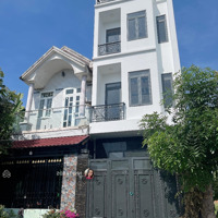 Nhà 1 Trệt 2 Lầu Shr Hoàn Công Mặt Tiền Đường Nhựa 8M Cách Tl9 300M Cách Cầu Lớn Hocmon 10Km
