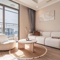 Cần Bán Gấp Căn Hộ Cc Kingston Phú Nhuận. Diện Tích: 80M2, 2 Phòng Ngủ 2 Vệ Sinh Giá Bán 5.5 Tỷ. Liên Hệ: 0933 813 383 Đức.