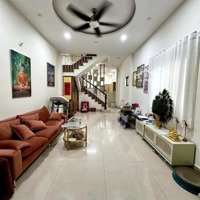 Siêu Phẩm Vừa Rẻ Vừa Ngon! Chỉ 11,9 Tỷ Có Ngay Nhà 3 Tầng Đẹp Huỳnh Văn Bánh, Dt: 4X17,8 - 77M2