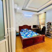 Nhà Riêng, Sổ Đầy Đủ. 3 Phòng Ngủ 4 Vệ Sinh 60.76M2. Giá Bán 6,7 Tỷ (Có Thương Lượng)