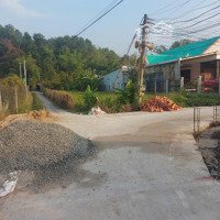 (Hiếm) Góc 3 Mặt Tiền Hẻm Siêu Đẹp, Giá Rẻ, Gần Kcn, Tt Huyện
