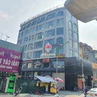 Cho Thuê Mbkd Lô Góc 2 Mặt Tiền Cầu Giấy, 350M X 1 Tầng, Mặt Tiền 35M