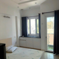 Cho Thuê Căn Hộ Giá Rẻ Ngay Tân Định, Quận 1. Gần Cv Lê Văn Tám, Nhà Thờ Giáo Xứ, Chợ Tân Định