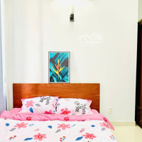 Phòng 30M2 Cửa Sổ Tiện Nghi 214 Nguyễn Trãi , Quận 1