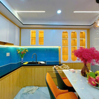 Gấp Bán Giảm 1 Tỷ .Nhà Bùi Hữu Nghĩa , Bình Thạnh 4*10 , 5 Tầng Hẻm 8M , Kinh Doanh _ 9Tỷ Xíu
