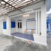 Bán Nhà Góc 2 Mặt Tiền Đường Ô Tô Hẻm Bưu Điện Gần Chợ Vĩnh Hải Cách Biển 500M