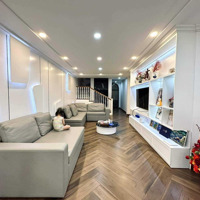 Bán Gấp Nhà! Hẻm Xe Hơi 6M. Hoàng Hoa Thám - Bình Thạnh. Ngang Đẹp(5X23M)113,8M2. 2T + 4 Phòng Ngủ 19,5Tỷ