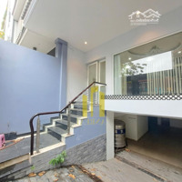 Nhà Phố Gần Trần Lựu Hầm 4 Lầu 5 Phòng - Có Sẵn Nội Thất Giá Bán 35 Triệu