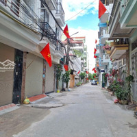 Bán Nhà 4 Tầng Phân Lô Cán Bộ Trung Tâm Thanh Trì Ô Tô 7 Chỗ Qua Nhà Chỉ Hơn 7 Tỷ