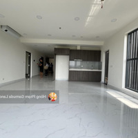 3Pn 2 Vệ Sinhdiamond Centery Ban Công Dài 6M - Cho Thuê Ntcb Giá 21 Triệu/Tháng - Tiện Ích Cao Cấp Resort 5*