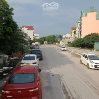 Bán Gấp Nhà Mp Đồng Me,Diện Tích70Mx2T,Mặt Tiền4,5M- Mp Rộng 40M+ Vỉa Hè 8M, Đoạn Đẹp Nhất Phố, Giá Bán 32,5 Tỷ