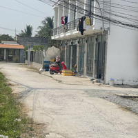 Chỉ Duy Nhất 1 Lô Ngay Trung Tâm Thị Trấn Đức Hoà Chỉ 8, 3 Triệu/M2 Sổ Hồng Riêng