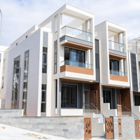 Bán Nhà Phố Mũi Né Summerland, Giá Vốn 6,715 Tỷ, 100M2, Phú Hài, Phan Thiết