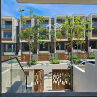 Bán Nhà Phố Mũi Né Summerland, Giá Vốn 6,715 Tỷ, 100M2, Phú Hài, Phan Thiết