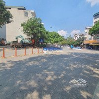 Bán Nhà Mặt Phố Bà Triệu. 7 Tầng ( Thang Máy) . Bìa 75M2