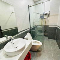 Chỉ 9.5 Tỷ _ Hẻm Xe Tải 1/ Đường Nguyễn Đức Thuận, C12, P13 - Ngay Sân Bay. Khu Cực Kì Tiềm Năng
