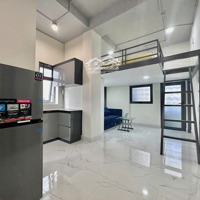 Phòng Diện Tích Lớn - Ban Công Rộng Thoáng - Phù Hợp Cho Gia Đình Nhỏ - 3-4 Người Ở Thoải Mái
