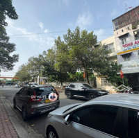 Bán Nhà 3 Tấm Mặt Tiền Nguyễn Trung Trực, Sát Chợ Dĩ An 1,Vị Tri Đẹp . Liên Hệ: 0909.290.286