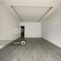 Bán Nhà 3 Tấm Mặt Tiền Nguyễn Trung Trực, Sát Chợ Dĩ An 1,Vị Tri Đẹp . Liên Hệ: 0909.290.286