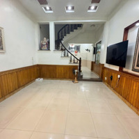 Cho Thuê Nhà Riêng Tại Phố Đình Đông, 60 M2 - Hàng Hiếm Tại Giá Tốt - 4 Phòng Ngủ- Ô Tô Đỗ Cửa