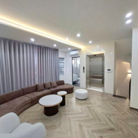 Phố Trạm-Nhà Mới Kính Koong - Thiết Kế Đẹp - Lô Góc 42M2 -Nhỉnh 10 Tỷ
