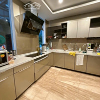Đinh Cư Bán Biệt Thự Đẹp Ngay Phan Đăng Lưu. Quận Phú Nhuận. 8 X 18M. 143M2. 3 Tầng. Giá Bán 23.9Tỷ Tl
