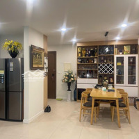 Chính Chủ Cần Cho Thuê Căn 3 Phòng Ngủ 2 Vệ Sinh 118M, View Hồ Tây, Toà Kosmo Tây Hồ, 16 Triệu, Full Đồ Đẹp.